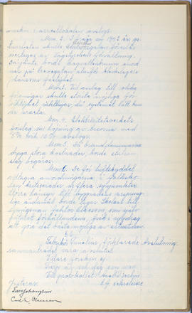 Protokollsbok för Folkpartiets lokalavdelning i Tierps Köping 1914-1943 . [Fol 58r]